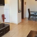 아파트 Nick